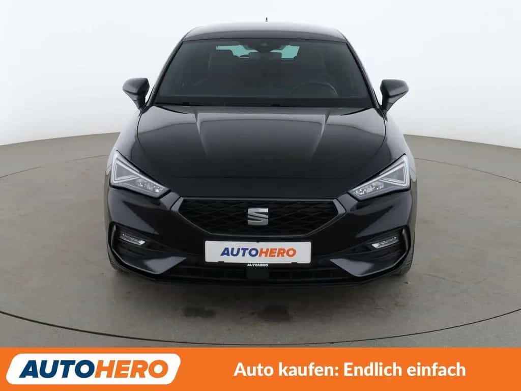 Seat Leon 1.5 eTSI ACT FR Aut.*NAVI*LED*ACC* 11/2021-photo-8