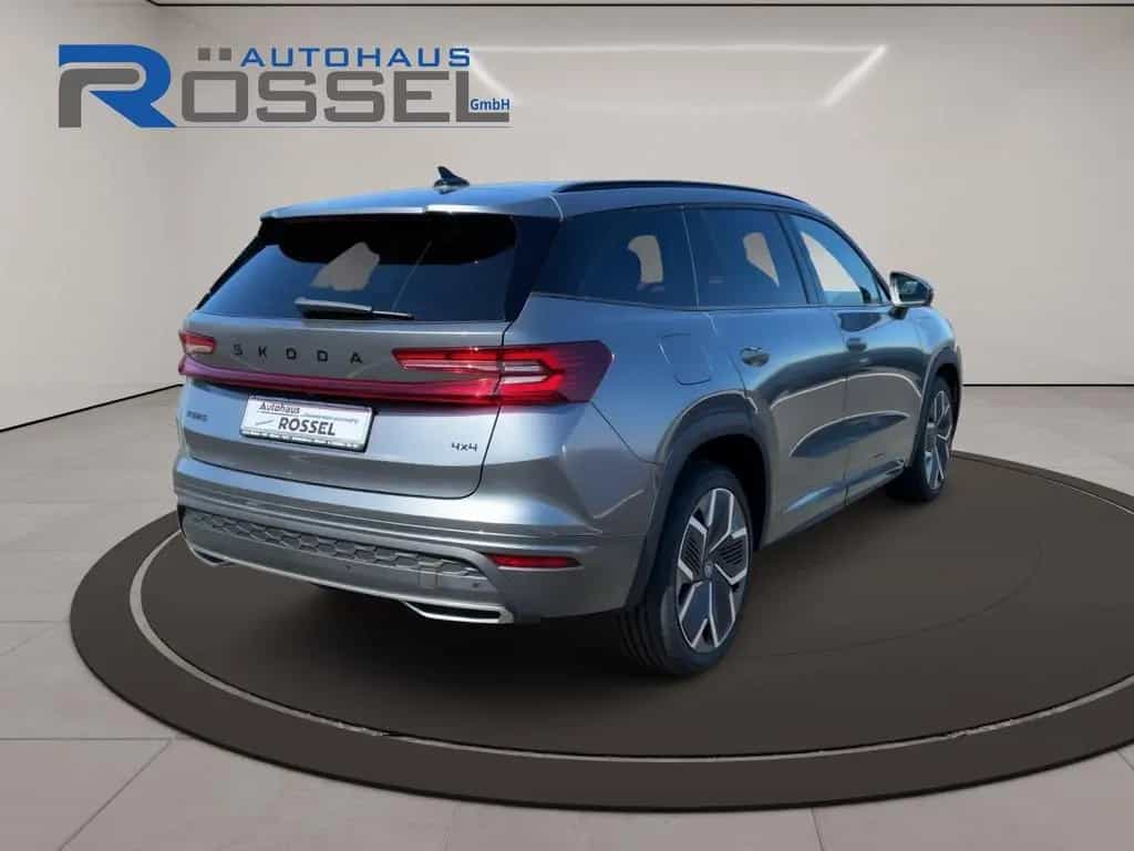 Skoda Kodiaq 2.0 TDI DSG 4x4 Sportline 20" Alu Navi El null-photo-3