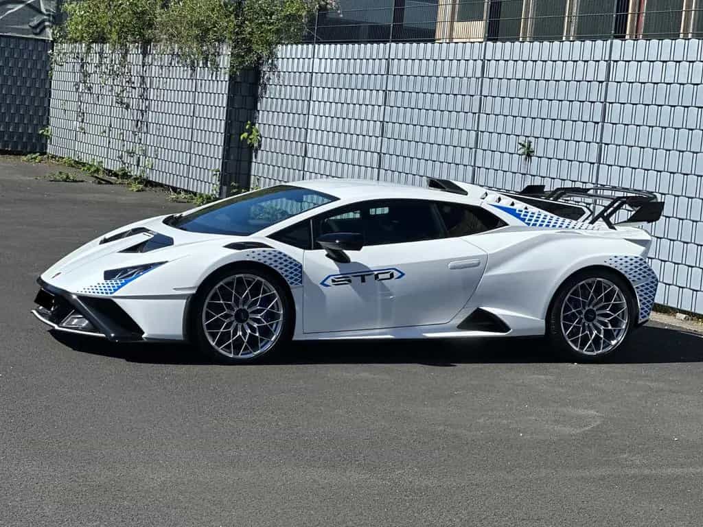 Lamborghini Huracán STO FULL CARBON PACK/LIFTING/ CARBON-TWI 04/2024-photo-3