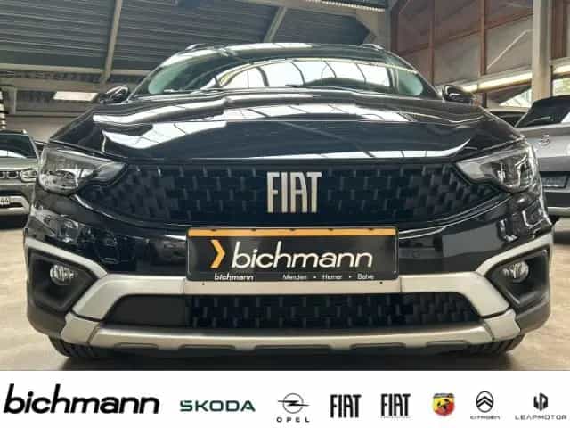 Fiat Tipo Hatchback Cross AT Apps DAB+ PDCvh LED RFK 06/2024-photo-1