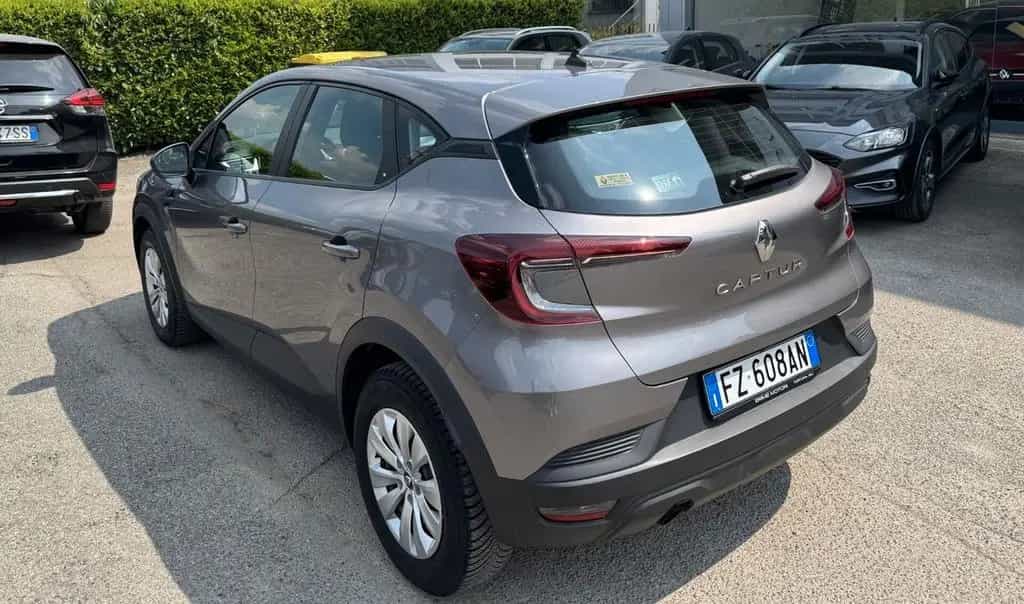 Renault Captur 1.0 tce 101cv / NO VINCOLI / Unic 01/2020-photo-2