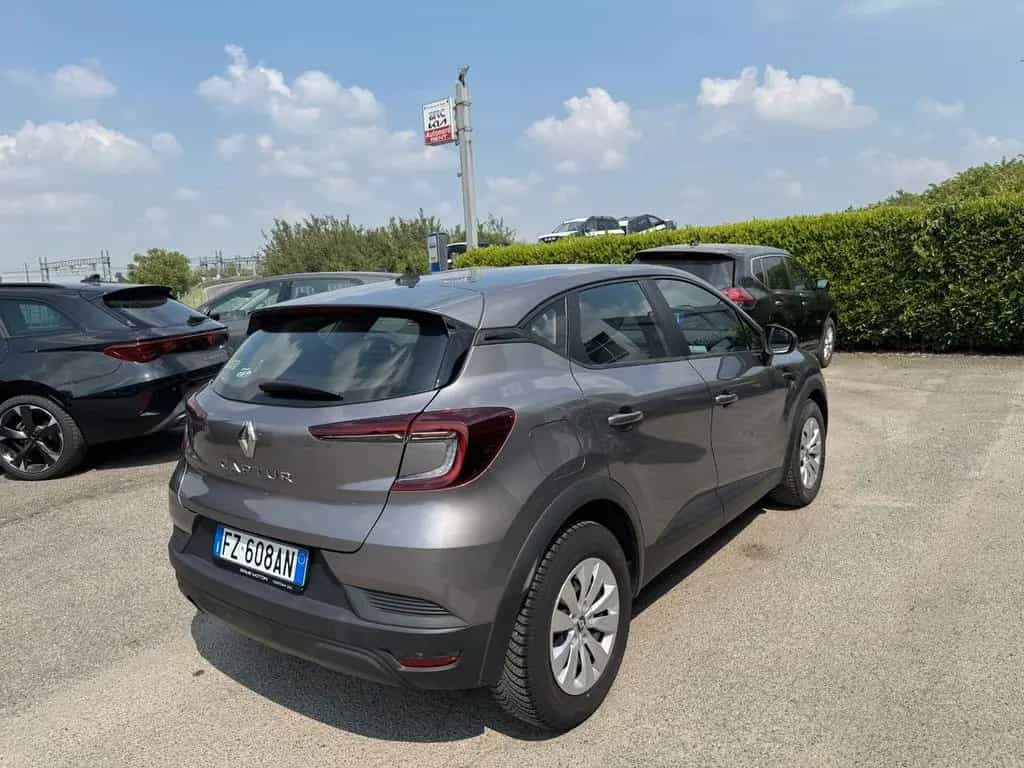 Renault Captur 1.0 tce 101cv / NO VINCOLI / Unic 01/2020-photo-3