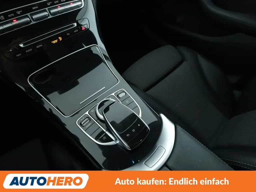 Mercedes-Benz C 180 C-Klasse C 180 CGI Avantgarde Aut.*NAVI*TEMPO* 06/2016-photo-22