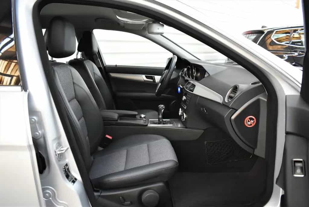 Mercedes-Benz C 180 T CGI Avantgarde+NAVI+PDC+SHZ+Teilleder 10/2011-photo-10