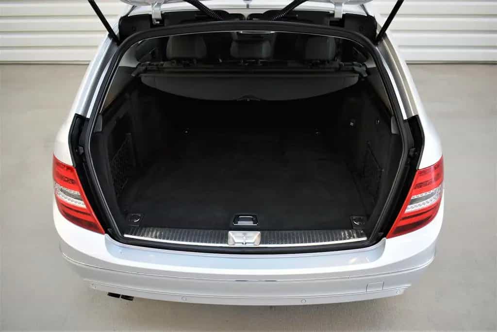Mercedes-Benz C 180 T CGI Avantgarde+NAVI+PDC+SHZ+Teilleder 10/2011-photo-27