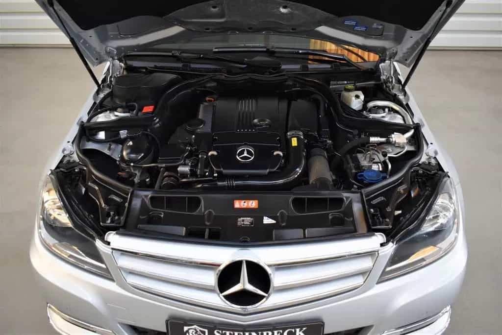 Mercedes-Benz C 180 T CGI Avantgarde+NAVI+PDC+SHZ+Teilleder 10/2011-photo-28