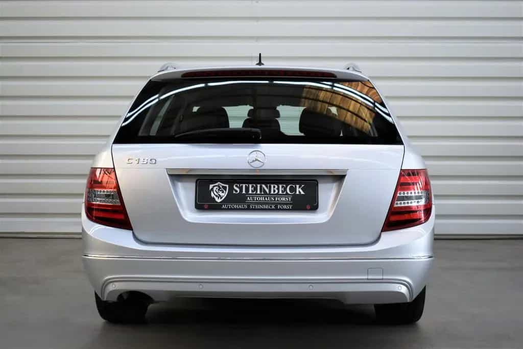 Mercedes-Benz C 180 T CGI Avantgarde+NAVI+PDC+SHZ+Teilleder 10/2011-photo-5
