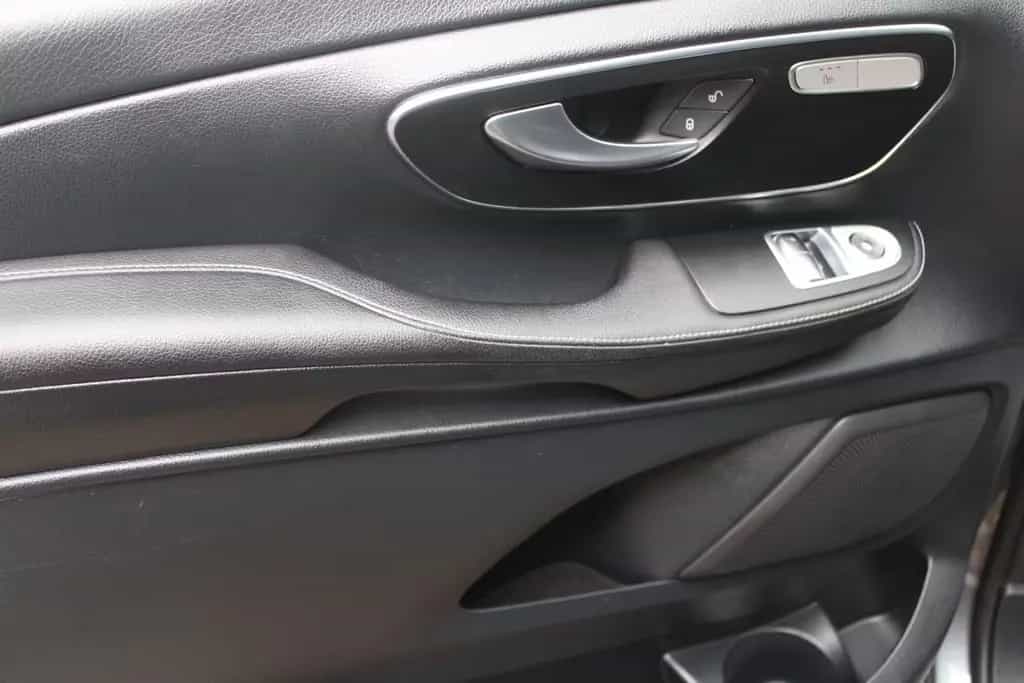Mercedes-Benz V 250 d Plus Avantgarde *7-SITZER/LEDER/AHK* 04/2019-photo-12