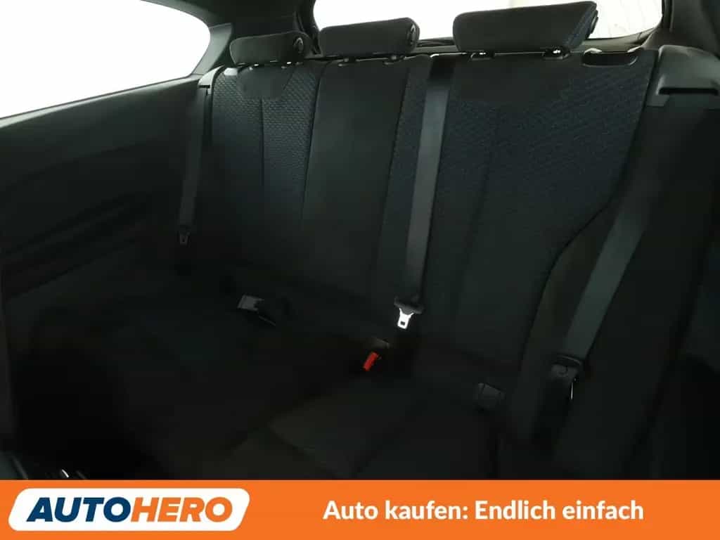 BMW 125 1er 125i M Sport Aut.*NAVI*TEMPO*SHZ*PDC*LIM* 10/2016-photo-13