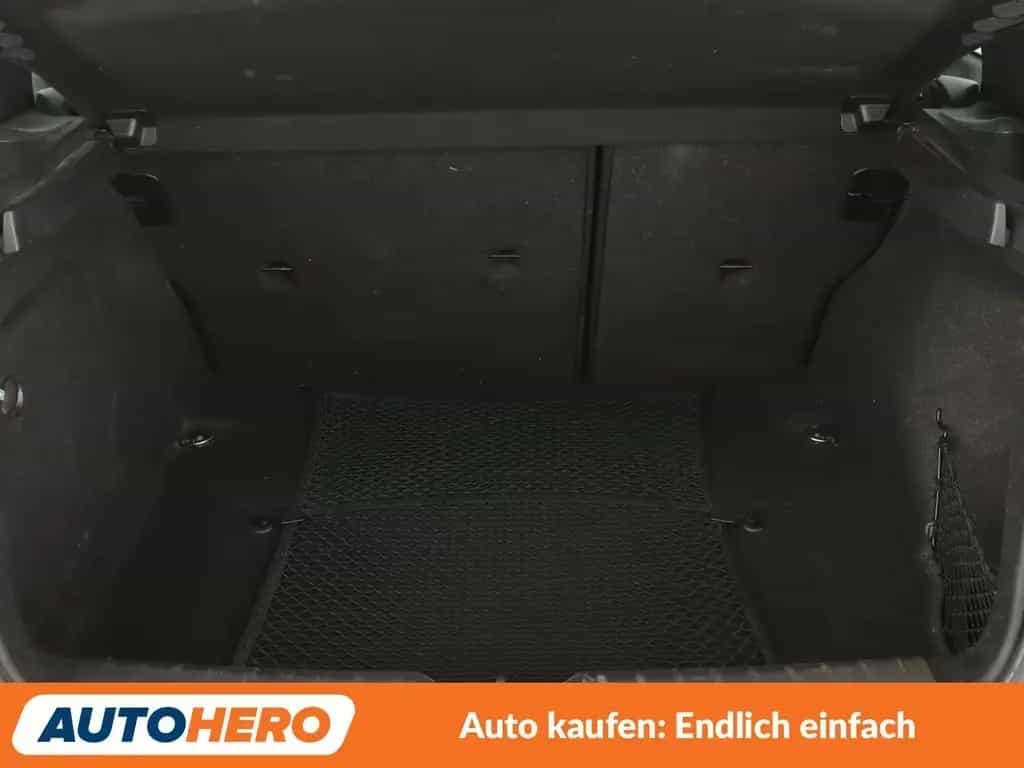 BMW 125 1er 125i M Sport Aut.*NAVI*TEMPO*SHZ*PDC*LIM* 10/2016-photo-17