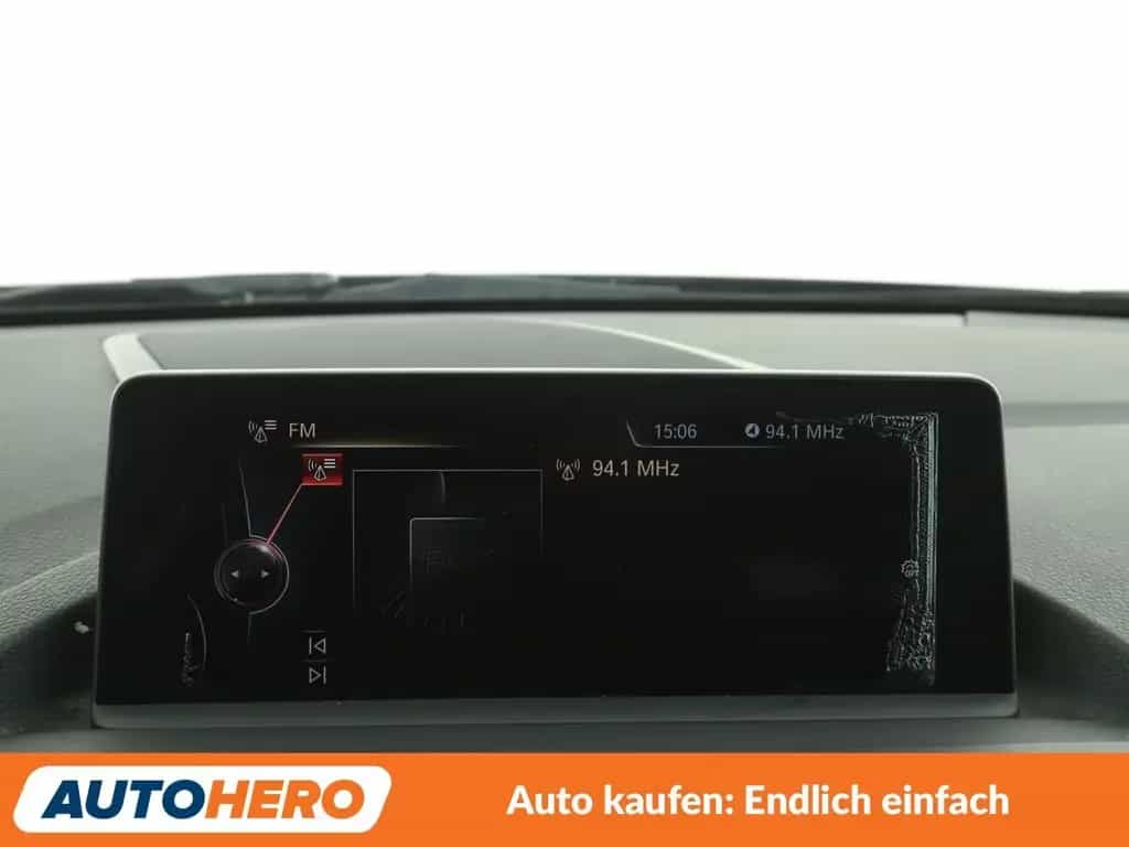 BMW 125 1er 125i M Sport Aut.*NAVI*TEMPO*SHZ*PDC*LIM* 10/2016-photo-20