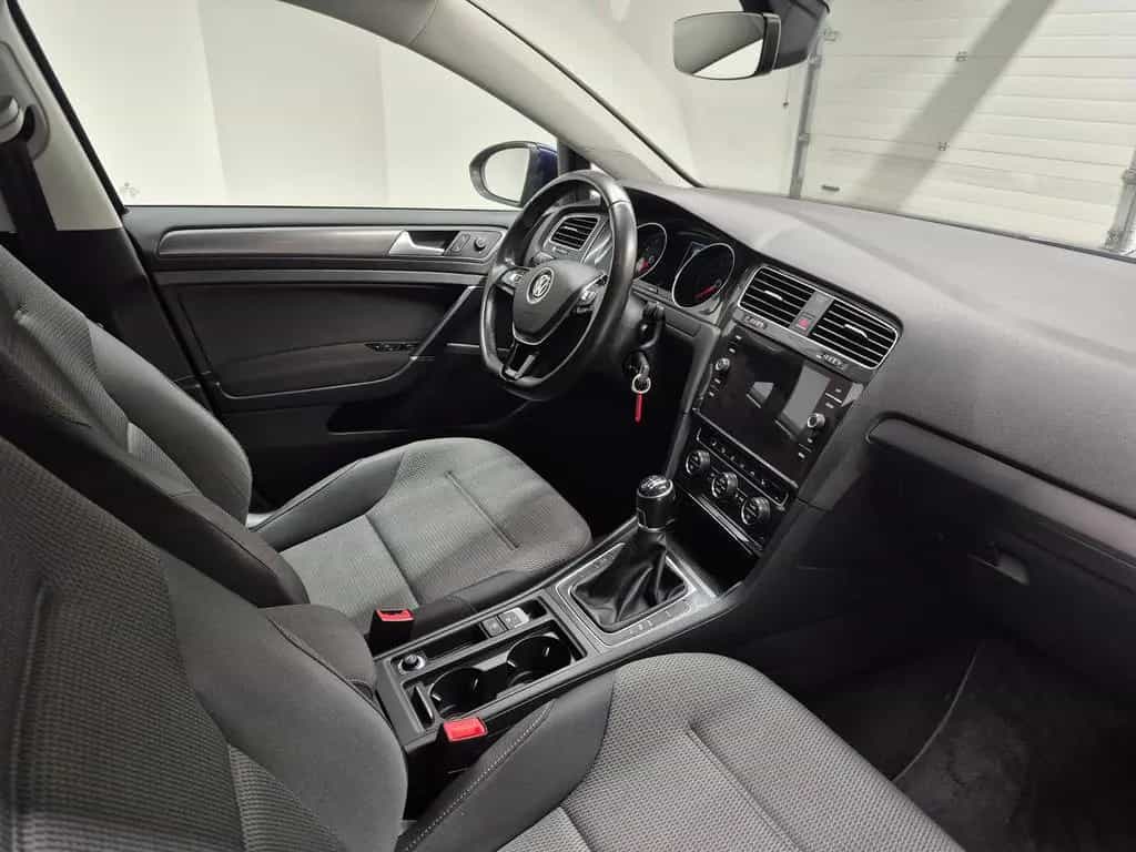 Volkswagen Golf VII LED/App-C./SHZ/Kam/ACC/AHK/16-LM 06/2017-photo-8