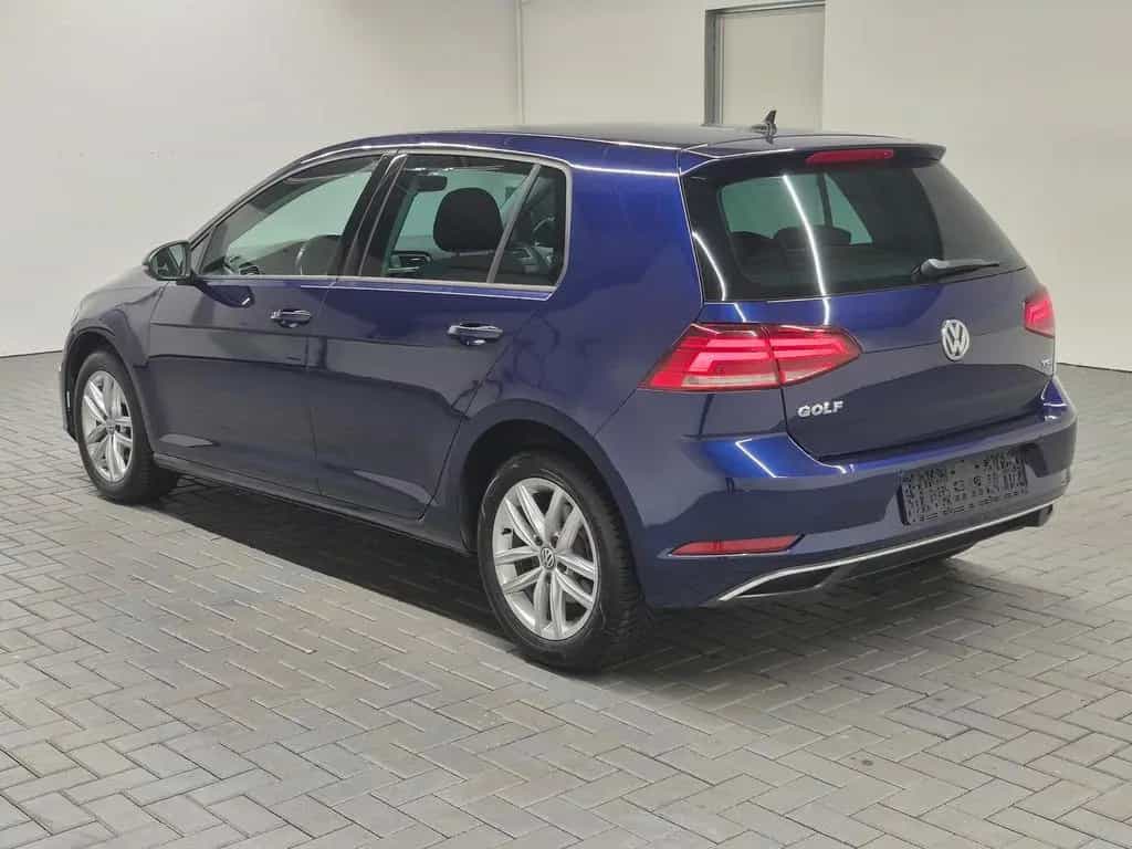 Volkswagen Golf VII LED/App-C./SHZ/Kam/ACC/AHK/16-LM 06/2017-photo-0