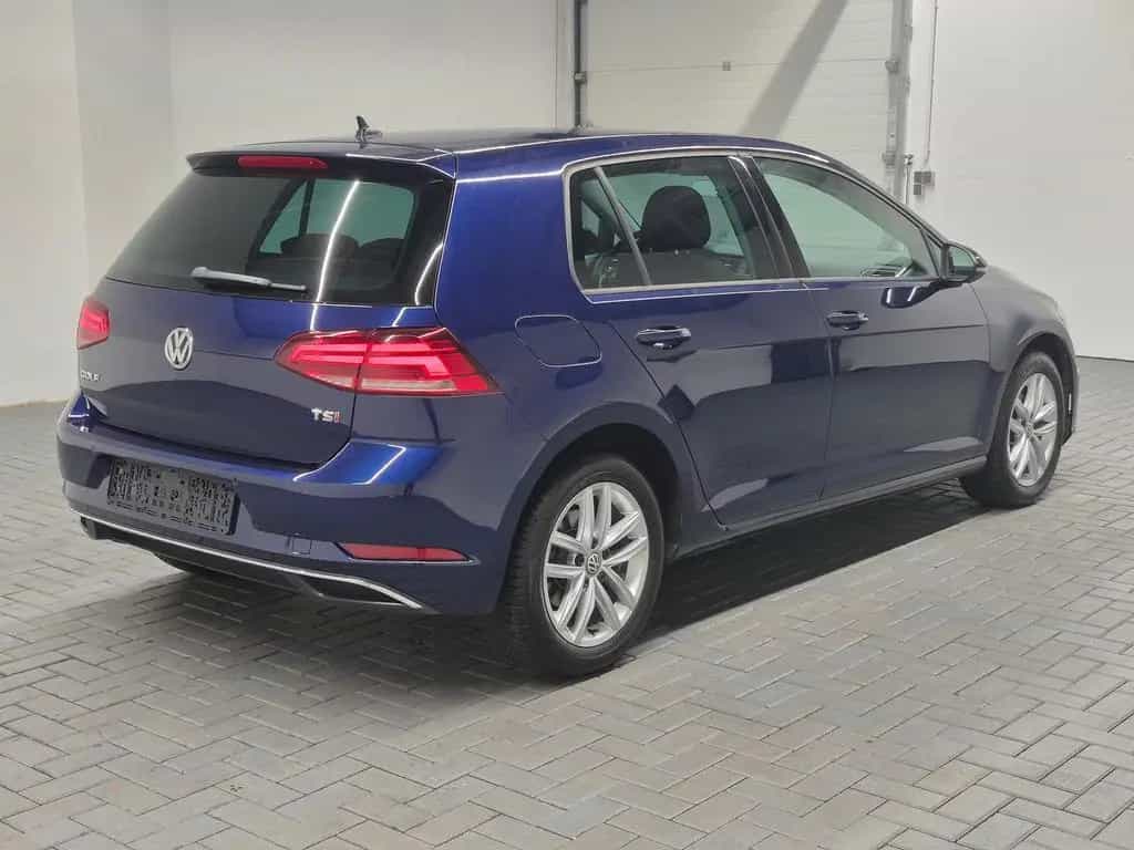 Volkswagen Golf VII LED/App-C./SHZ/Kam/ACC/AHK/16-LM 06/2017-photo-1