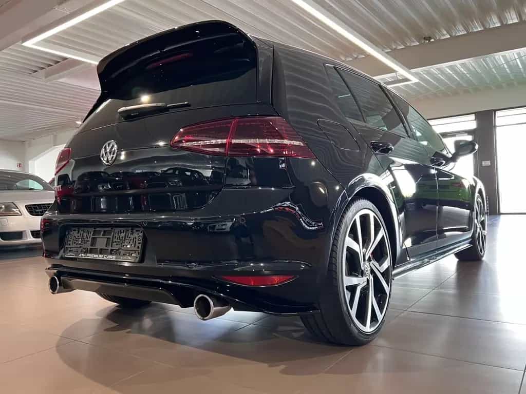 Volkswagen Golf 2.0TSI DSG BMT GTI Clubsport NAVI LEDER 05/2016-photo-17