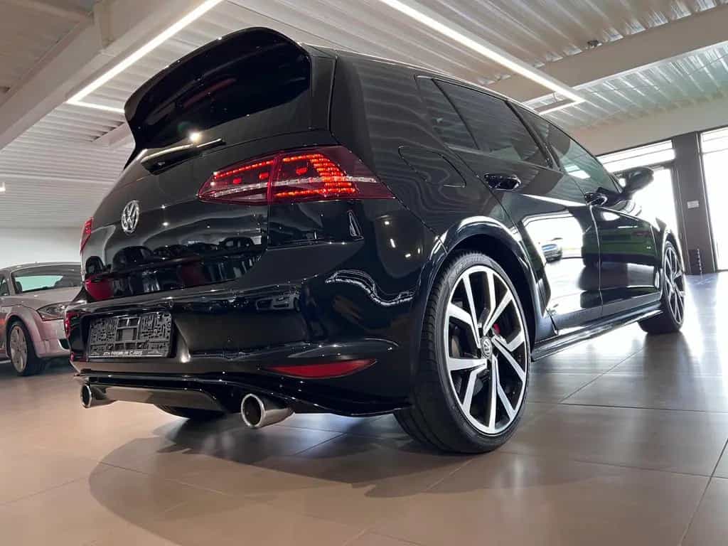 Volkswagen Golf 2.0TSI DSG BMT GTI Clubsport NAVI LEDER 05/2016-photo-7