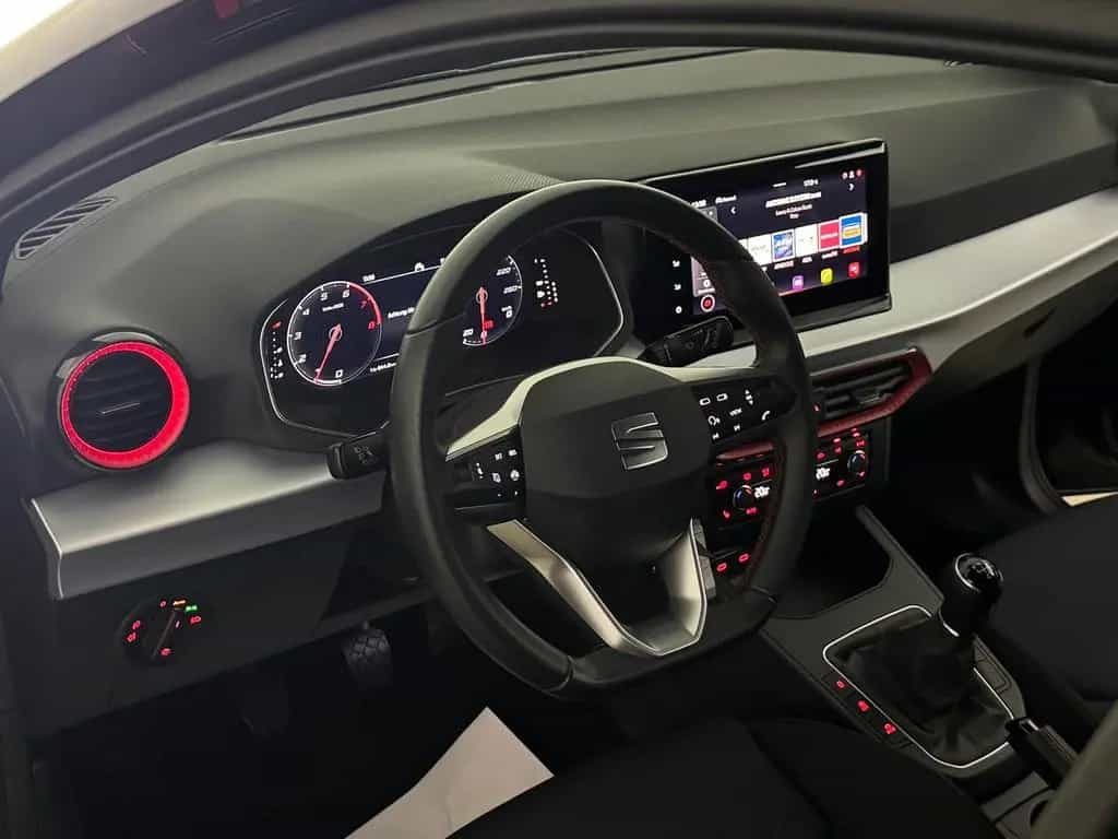 Seat Ibiza FR virtual Kamera LED Navi Ambiente Spurh. 02/2023-photo-8