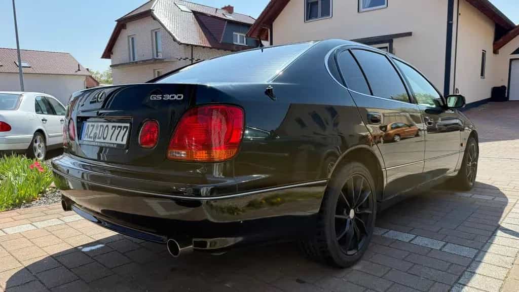 Lexus GS 300 3.0 Automatik Vollleder 09/2004-photo-4