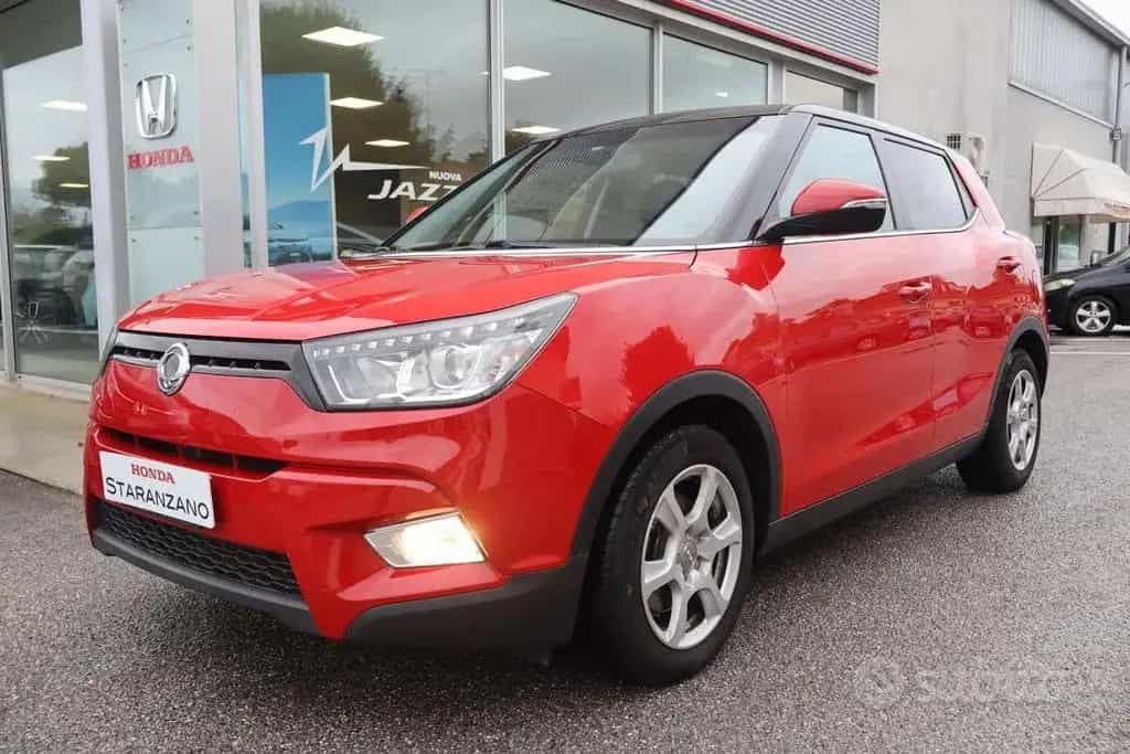 Ssangyong Tivoli Tivoli 1.6d 4WD Be 05/2016-photo-1