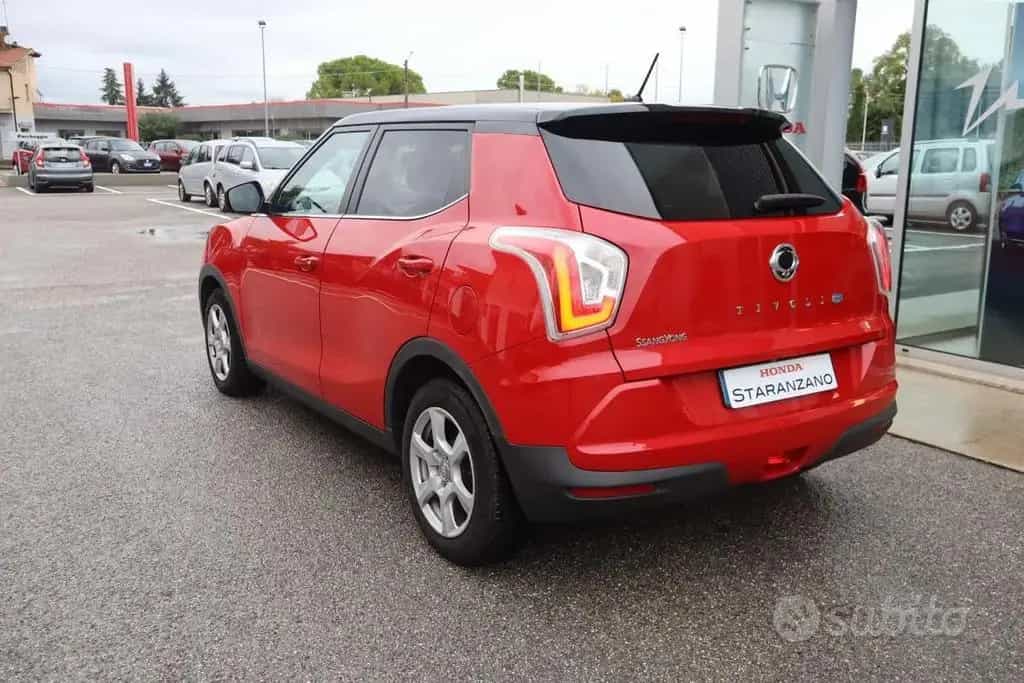 Ssangyong Tivoli Tivoli 1.6d 4WD Be 05/2016-photo-5