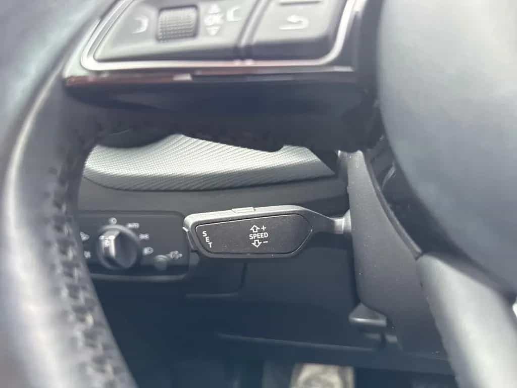 Audi Q2 1.4 TFSI S tronic design S line Sportpaket Na 02/2017-photo-10