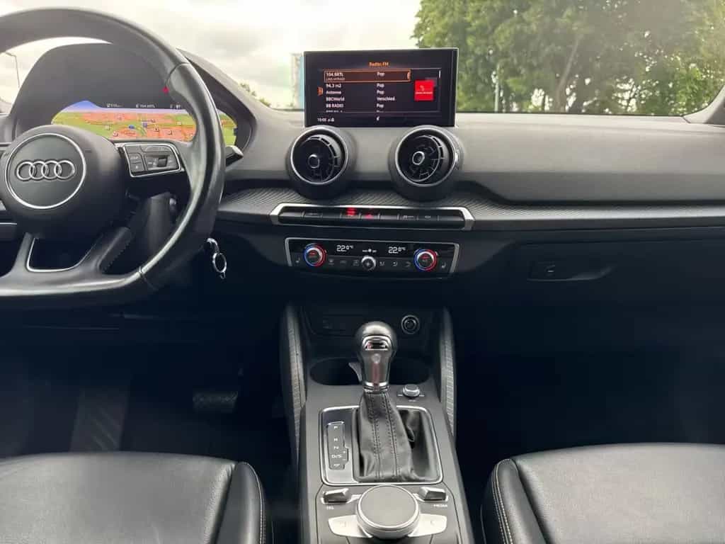 Audi Q2 1.4 TFSI S tronic design S line Sportpaket Na 02/2017-photo-12