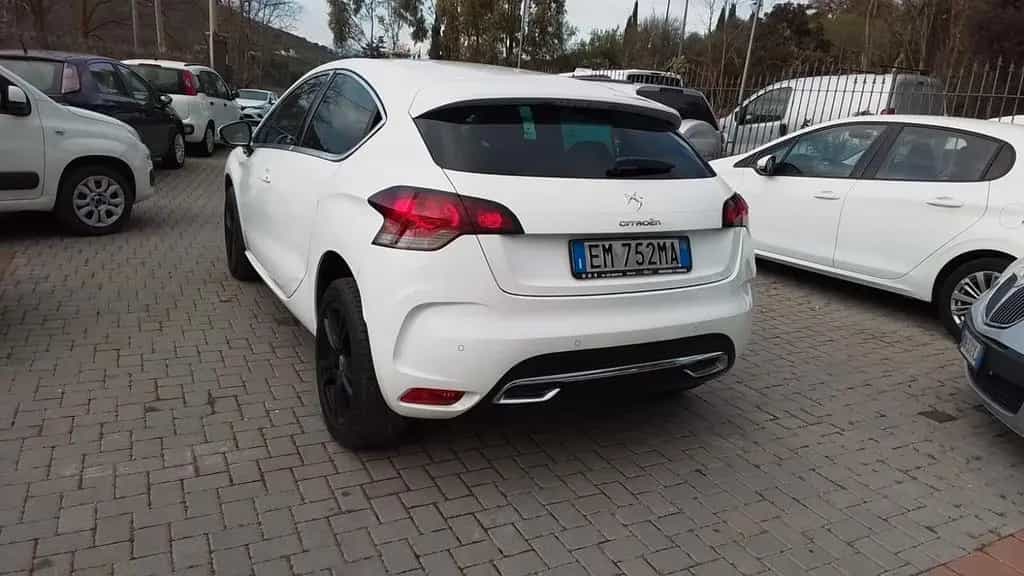 DS Automobiles DS4 Ds DS4 4 1.6 e-HDi airdream Chic 10/2012-photo-1