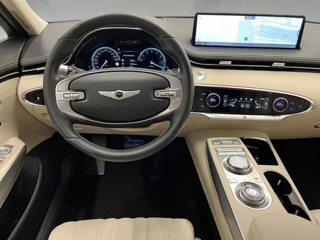 Genesis GV70 Luxus 4WD AD El. Panodach Memory Sitze LED 02/2025-photo-9