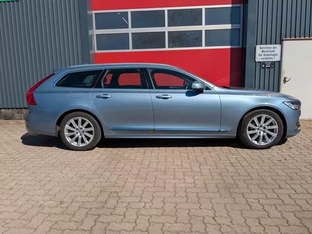 Volvo V90 Kombi Inscription Leder LED 8fach berreift 08/2018-photo-1