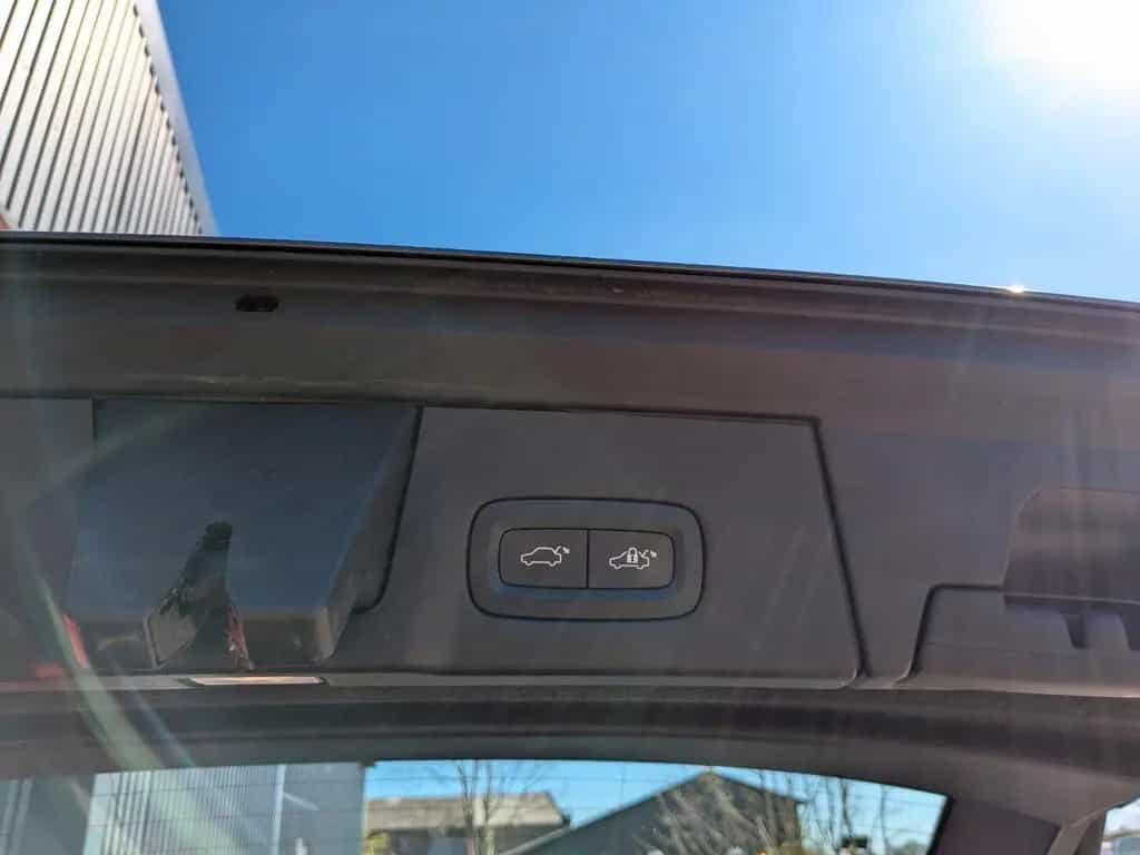 Volvo V90 Kombi Inscription Leder LED 8fach berreift 08/2018-photo-20