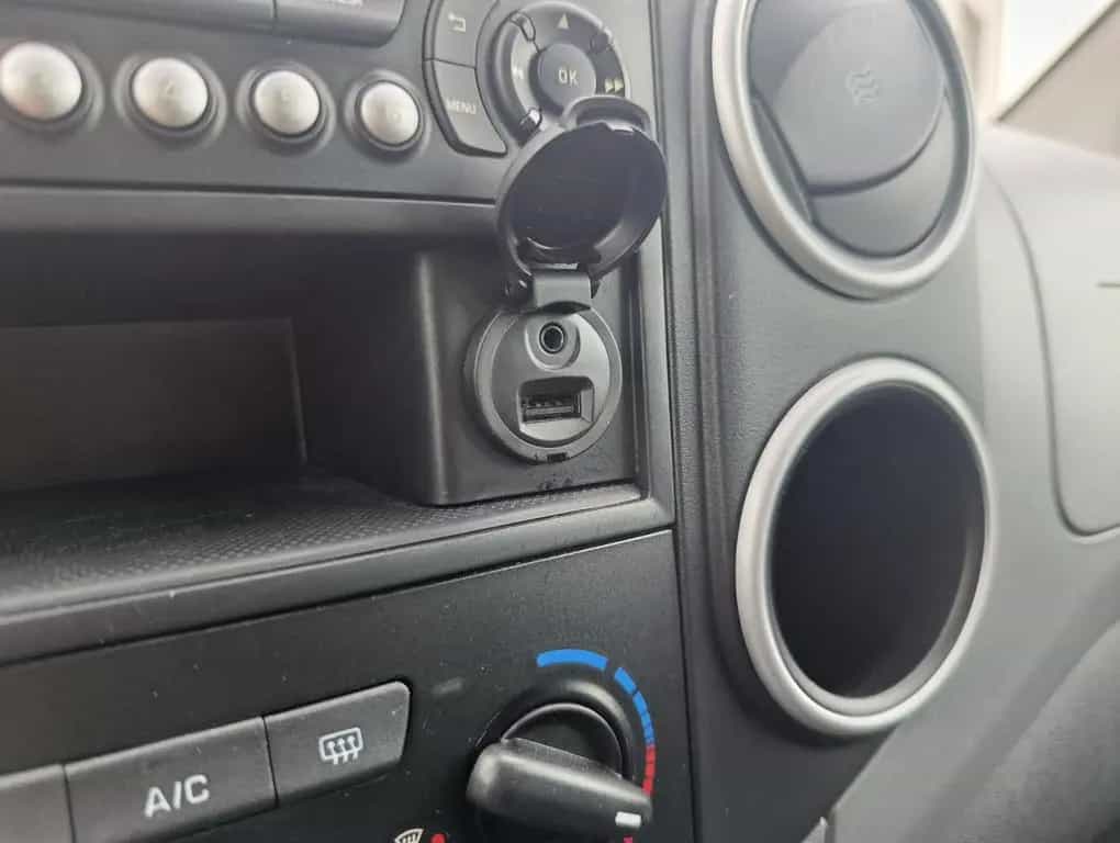 Citroën Berlingo Kombi Selection Klima PDC Tempomat 03/2016-photo-21