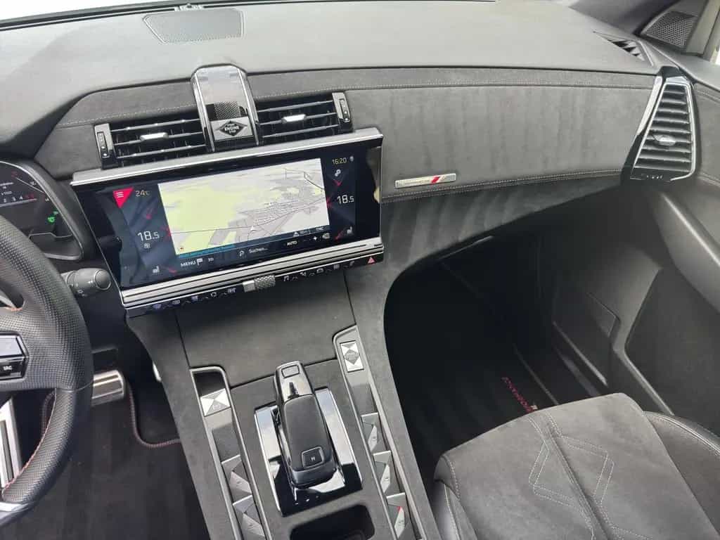 DS Automobiles DS7 (Crossback) DS7 Crossback Performance Line 03/2022-photo-26