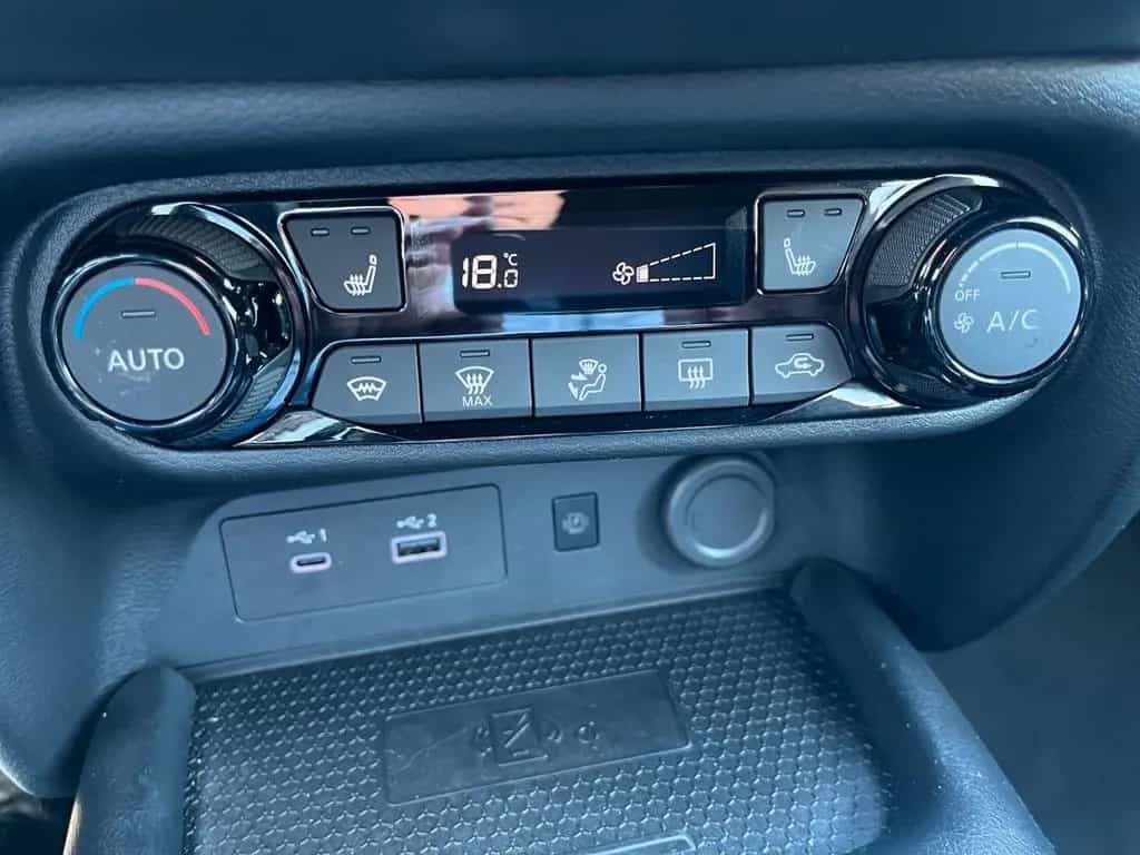 Nissan Juke N-Connecta Automatik 04/2025-photo-25