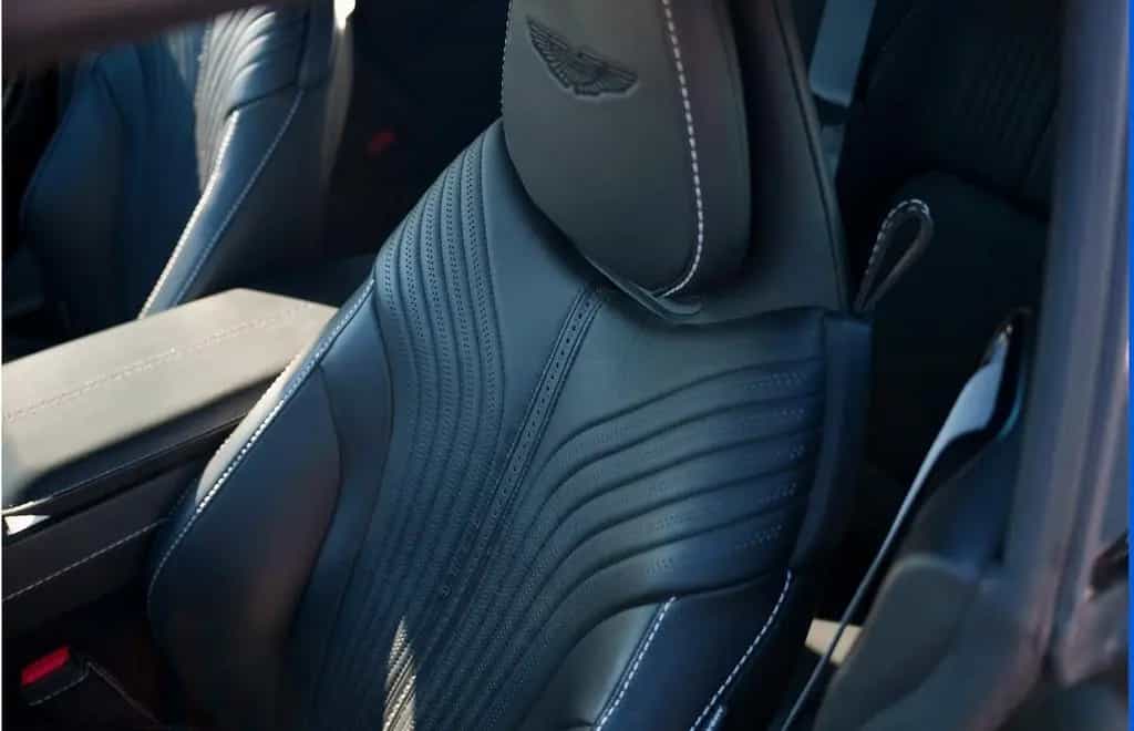 Aston Martin DB11 5.2 V12 - Launch edition - 1/1000 12/2016-photo-9