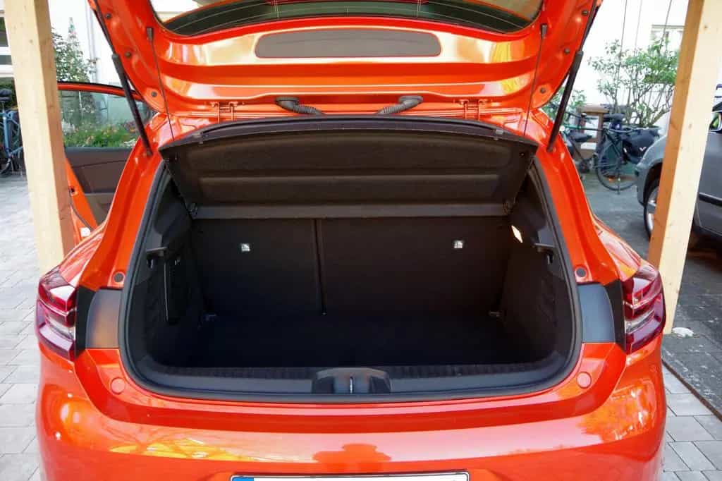 Renault Clio TCe 100 Intens 04/2020-photo-3