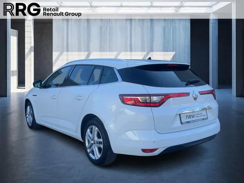 Renault Megane Grandtour 1.3 TCe 140 Limited Deluxe 08/2020-photo-3