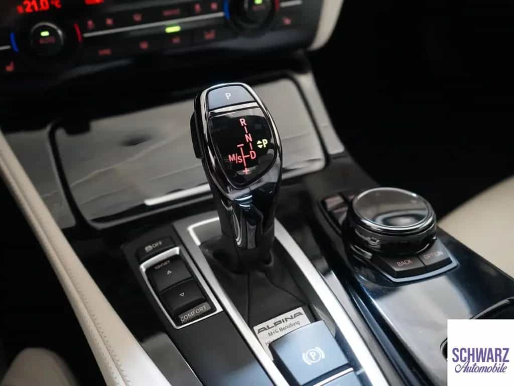 ALPINA B5 4,4 Bi-Turbo "Edition 50" 06/2015-photo-15