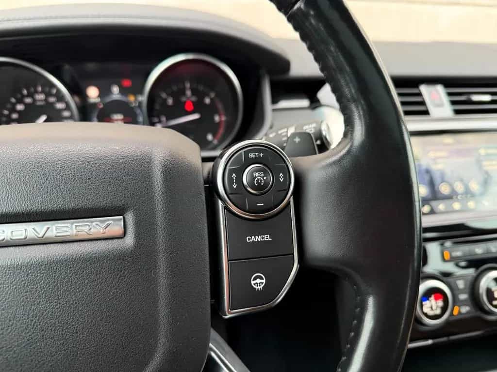 Land Rover Discovery 5 HSE Luxury SD4 03/2018-photo-16