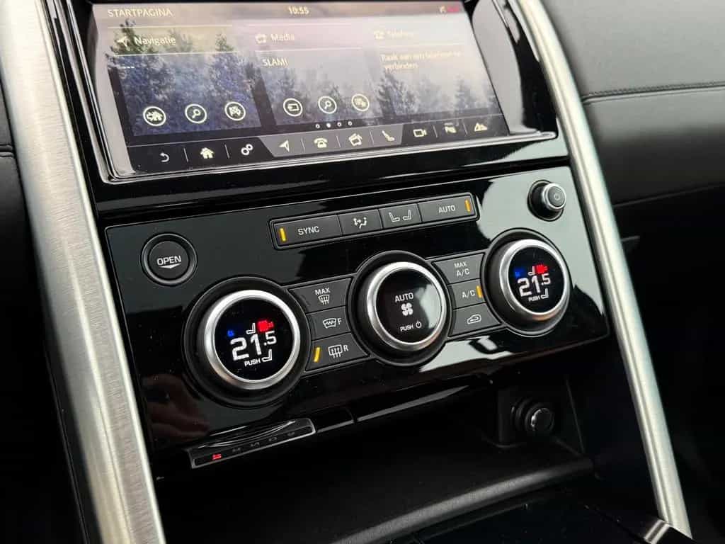 Land Rover Discovery 5 HSE Luxury SD4 03/2018-photo-28