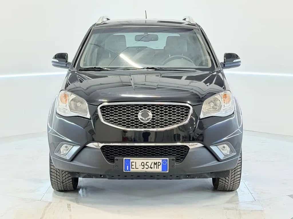 Ssangyong Korando 2.0 e-XDi 175 CV 2WD MT C 02/2012-photo-1