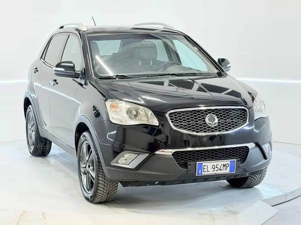 Ssangyong Korando 2.0 e-XDi 175 CV 2WD MT C 02/2012-photo-2