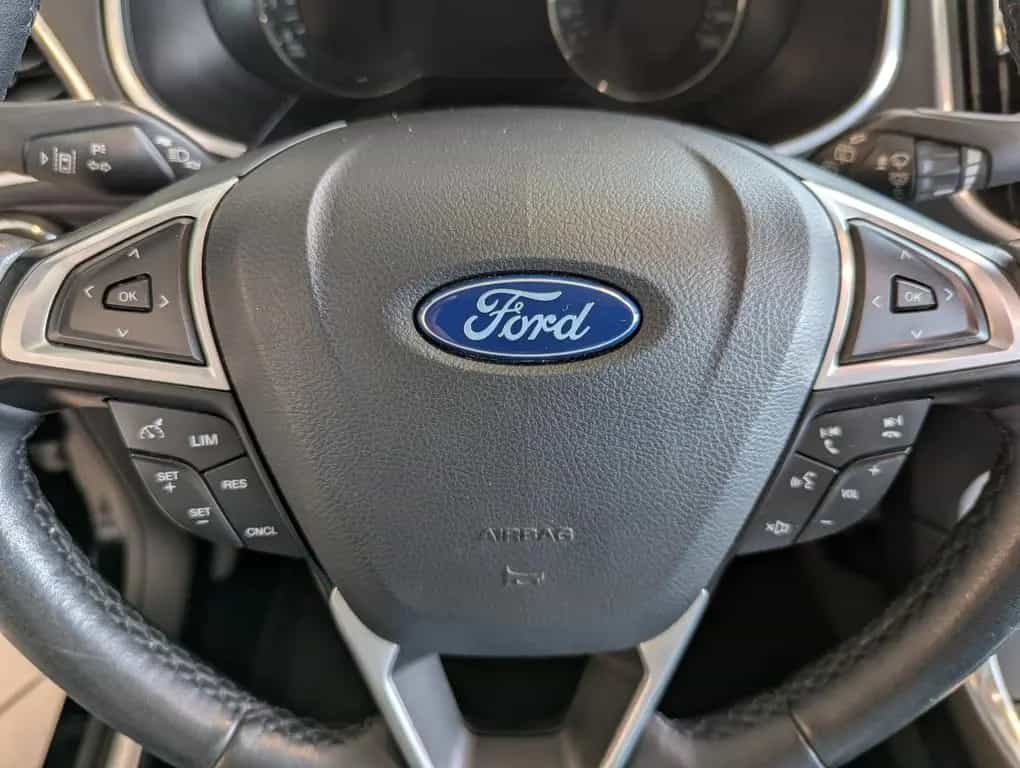 Ford S-Max 2.0 TDCi Titanium Pano Kamera LED Leder 07/2017-photo-23