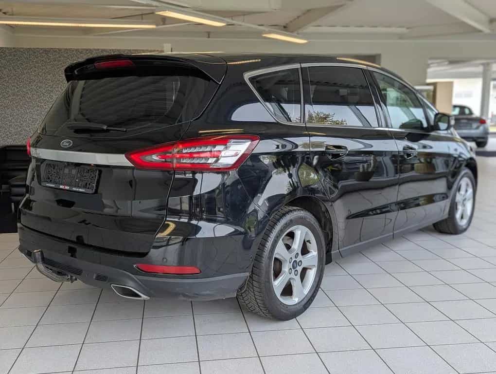 Ford S-Max 2.0 TDCi Titanium Pano Kamera LED Leder 07/2017-photo-6
