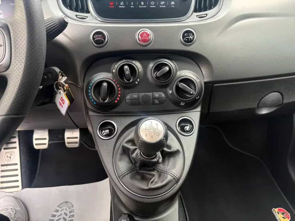 Abarth 595 Pista 1.4 T-Jet 118kw 10/2020-photo-14