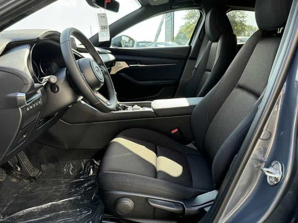 Mazda 3 EXCLUSIVE-L DASO DESI 360KAMERA MATRIX BOSE 12/2023-photo-11