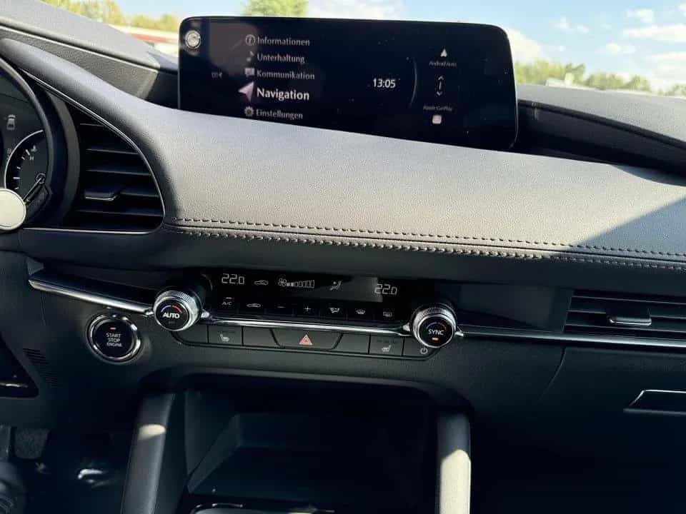 Mazda 3 EXCLUSIVE-L DASO DESI 360KAMERA MATRIX BOSE 12/2023-photo-22
