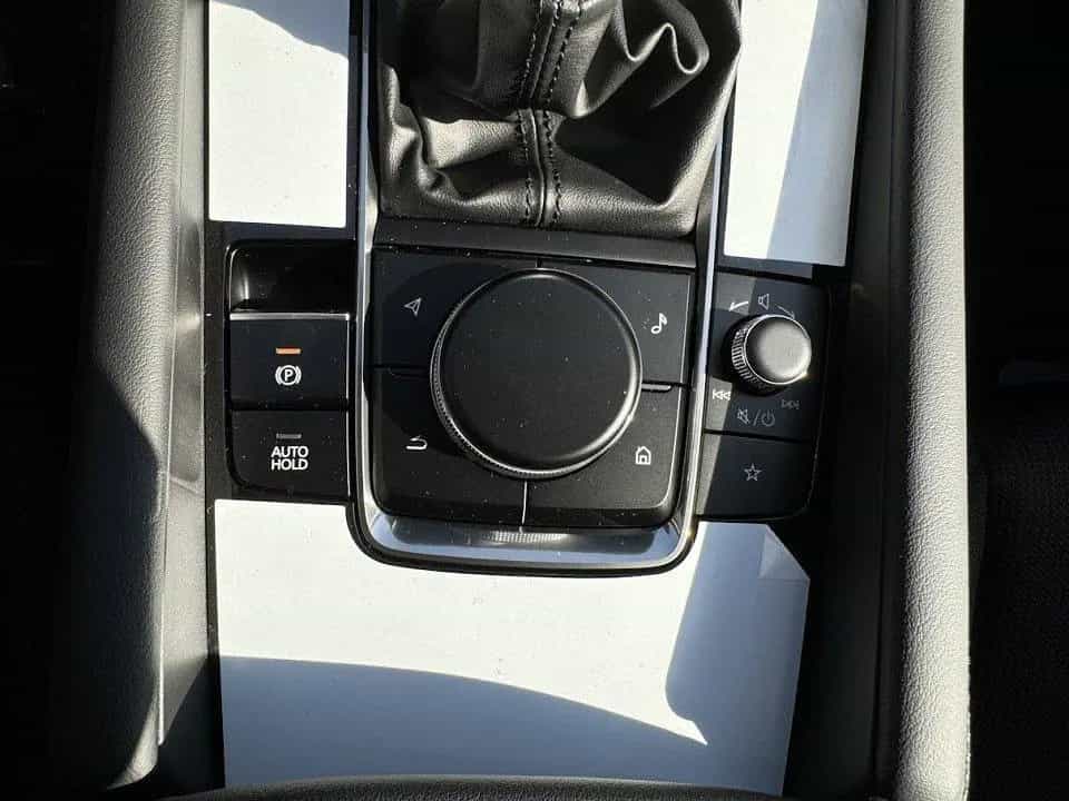 Mazda 3 EXCLUSIVE-L DASO DESI 360KAMERA MATRIX BOSE 12/2023-photo-27