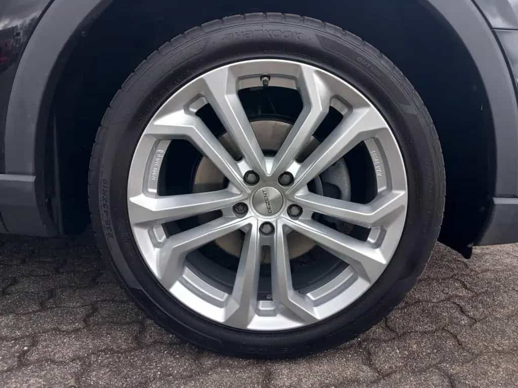 Audi Q3 ALCANTARA/AHK/8-FACH BEREIFT/E-HECKKLAPPE 03/2020-photo-12