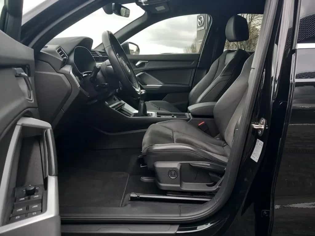 Audi Q3 ALCANTARA/AHK/8-FACH BEREIFT/E-HECKKLAPPE 03/2020-photo-13