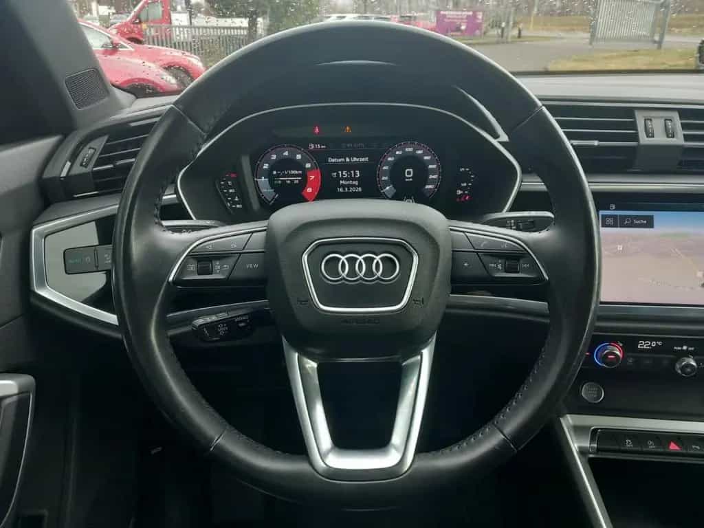 Audi Q3 ALCANTARA/AHK/8-FACH BEREIFT/E-HECKKLAPPE 03/2020-photo-20